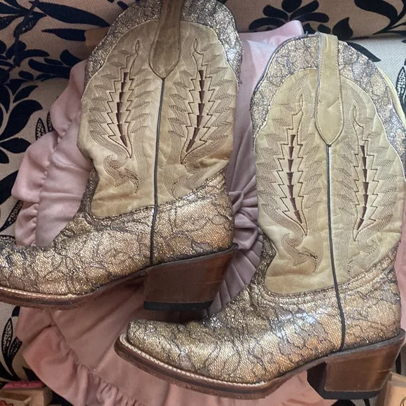🎀 Gorgeous Glitter | Lace Cowboy Boots | Leather Size 6.5 EUC Embroidered - Picture 5 of 5